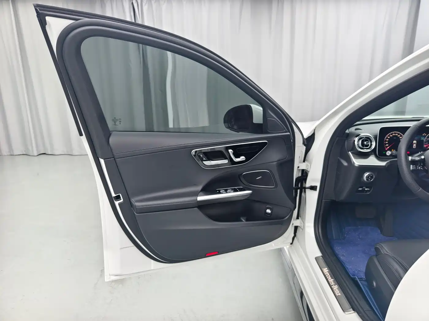 Mercedes-Benz C-Class 2023 C 260 L Sport фото 7
