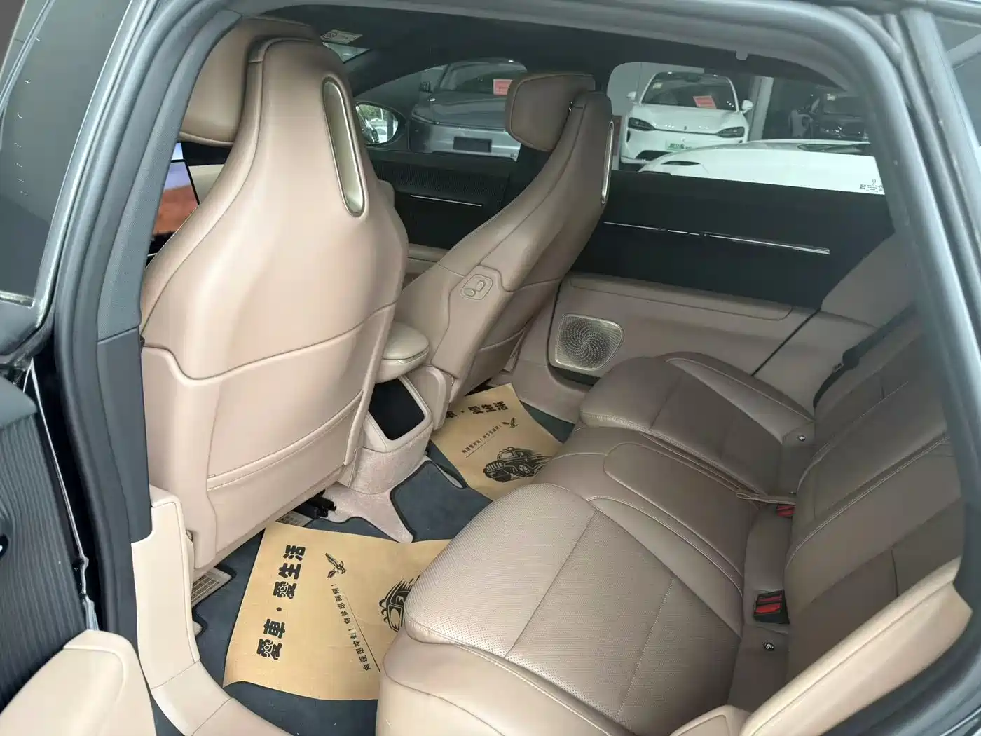 Avatr 12 2025 Ultra Pure Electric AWD фото 3