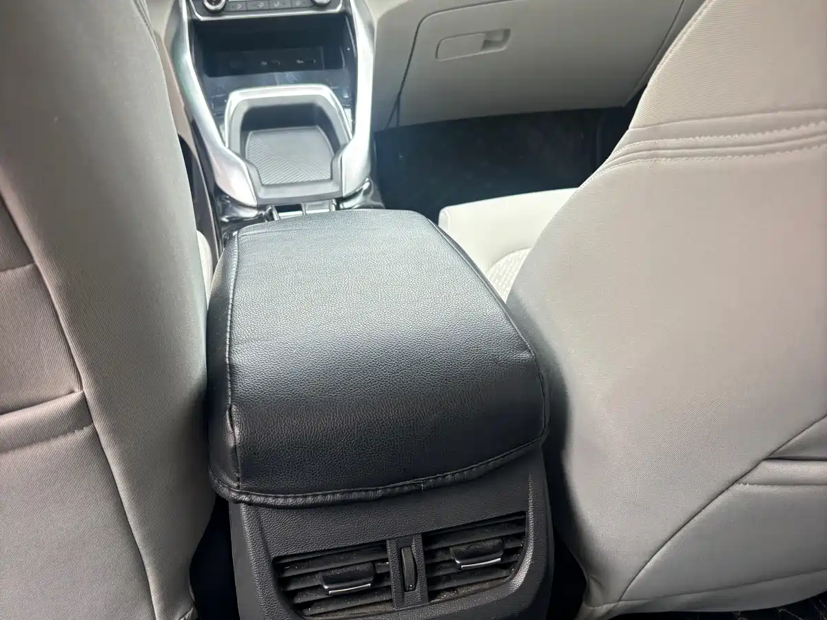 SAIC Maxus Maxus G50 2024 PLUS 1.5T Happiness Recommended Auto Glory Edition фото 13
