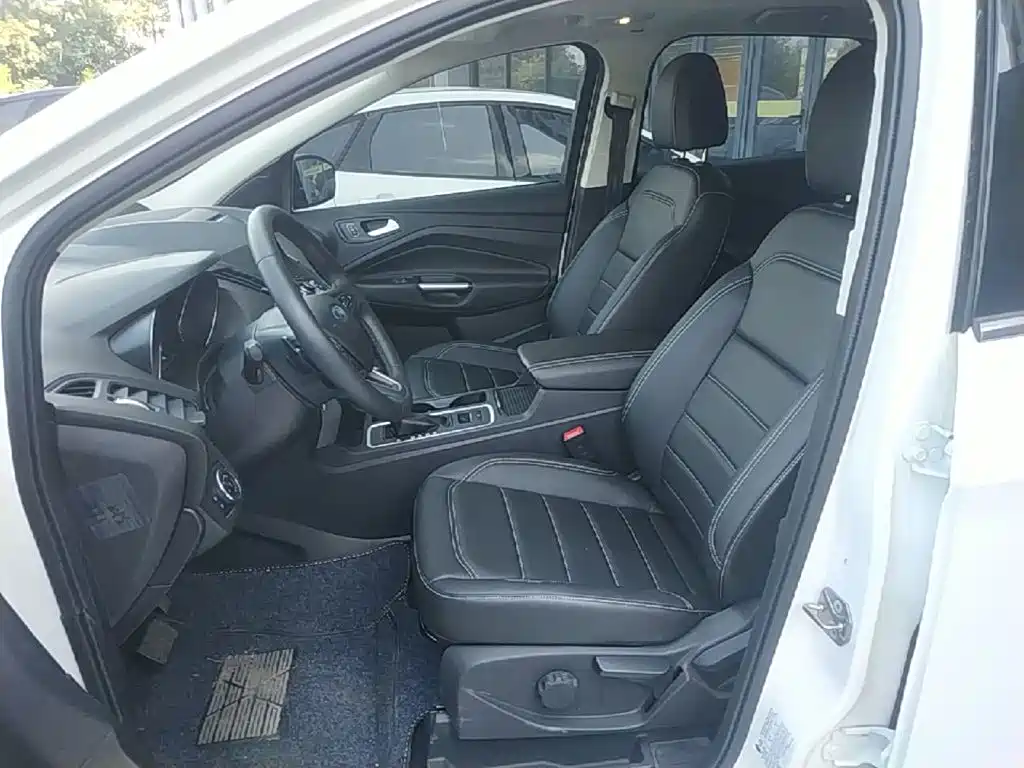 Ford Kuga 2017 2017 EcoBoost 180 FWD Platinum