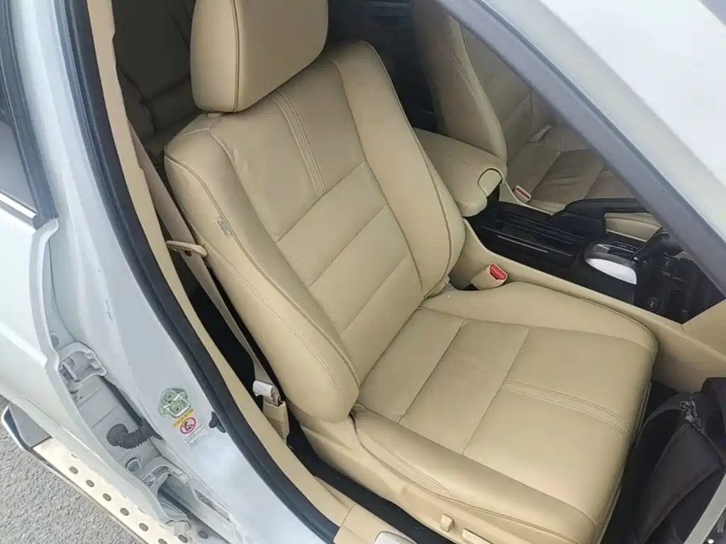 Honda Crosstour 2015 2012 2.4L Luxury Edition