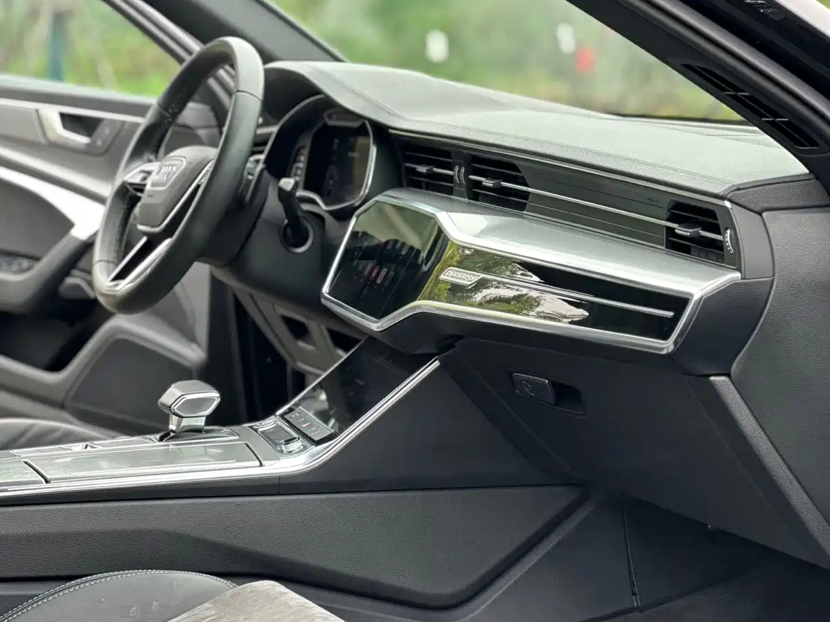 Audi A6L 2019 45 TFSI quattro Premium Dynamic фото 8