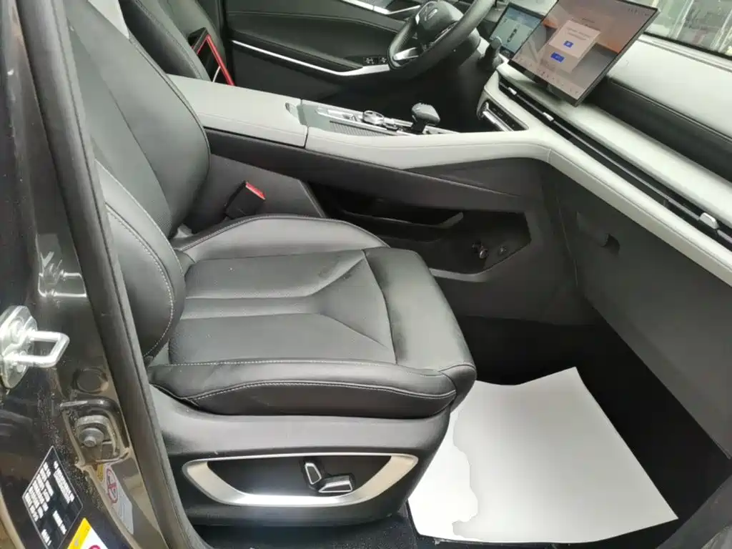 Changan CS75 PLUS 2026 2026 Model 1.5T New Blue Whale Smart Navigation Edition