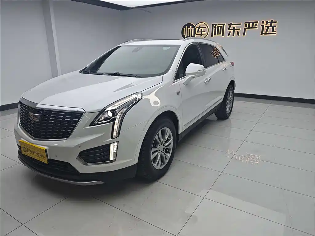 CADILLAC XT5