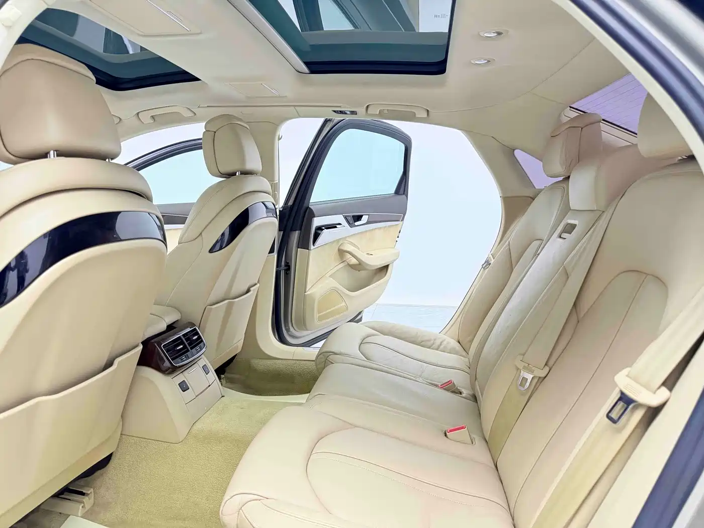 Audi A8 2013 A8L 45 TFSI quattro Comfort фото 9