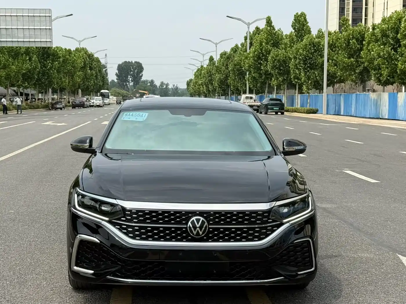 Volkswagen Passat 2023 330TSI Starlight Elite Edition фото 2