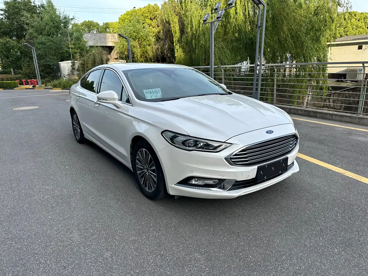 FORD MONDEO