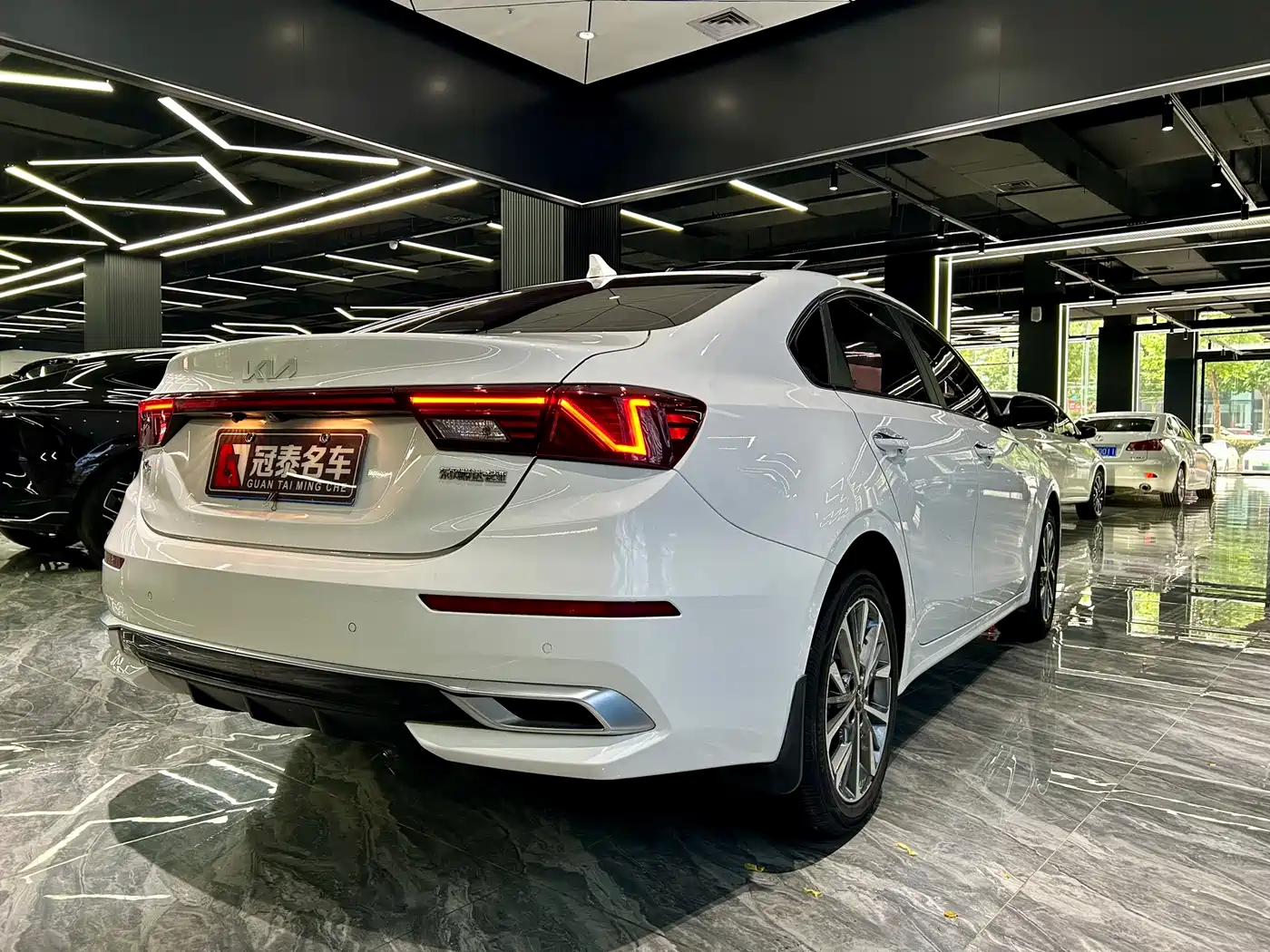 Kia K3 2021 Facelift 1.5L CVT Fashion Edition фото 5