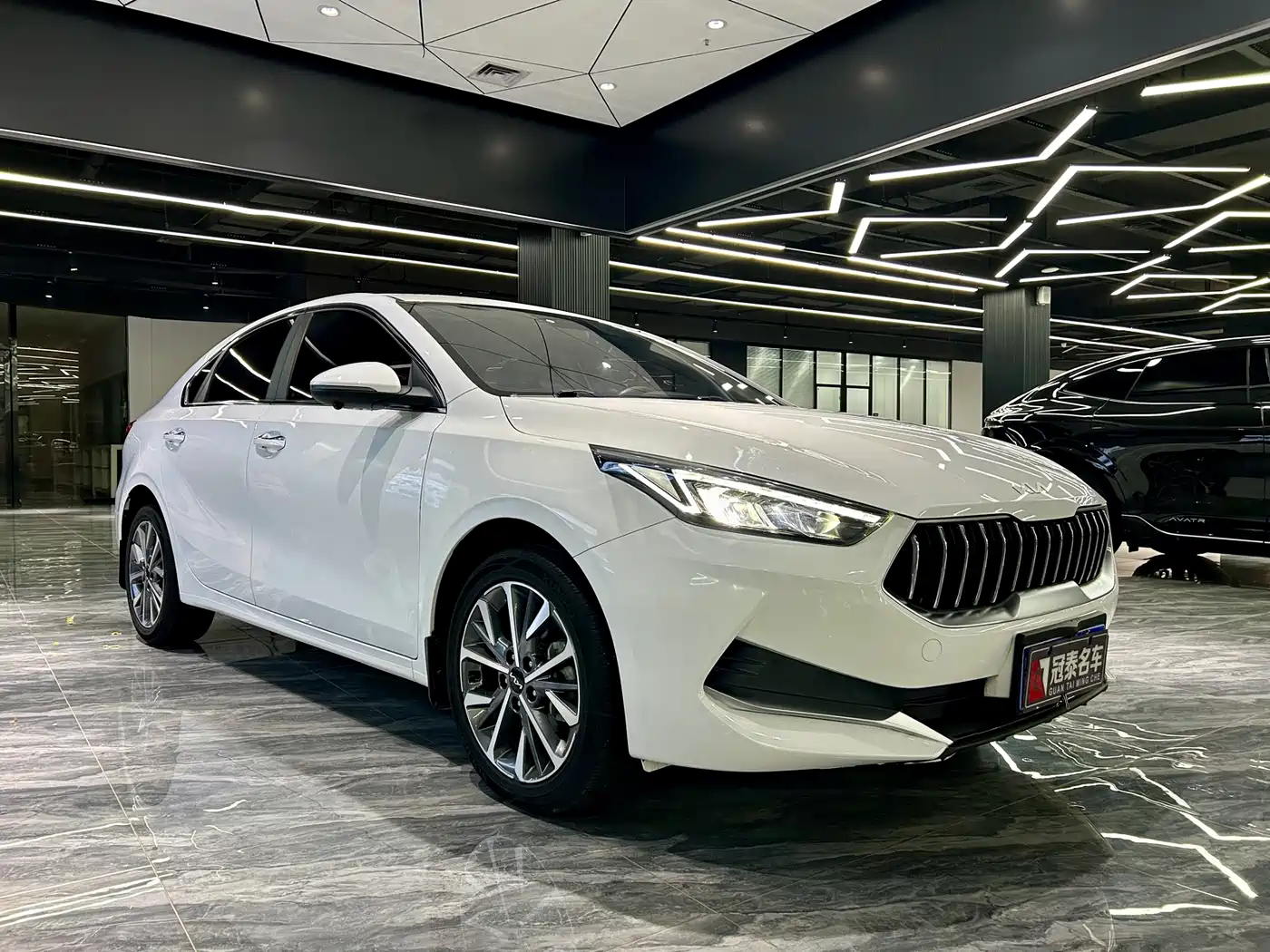 Kia K3 2021 Facelift 1.5L CVT Fashion Edition фото 3