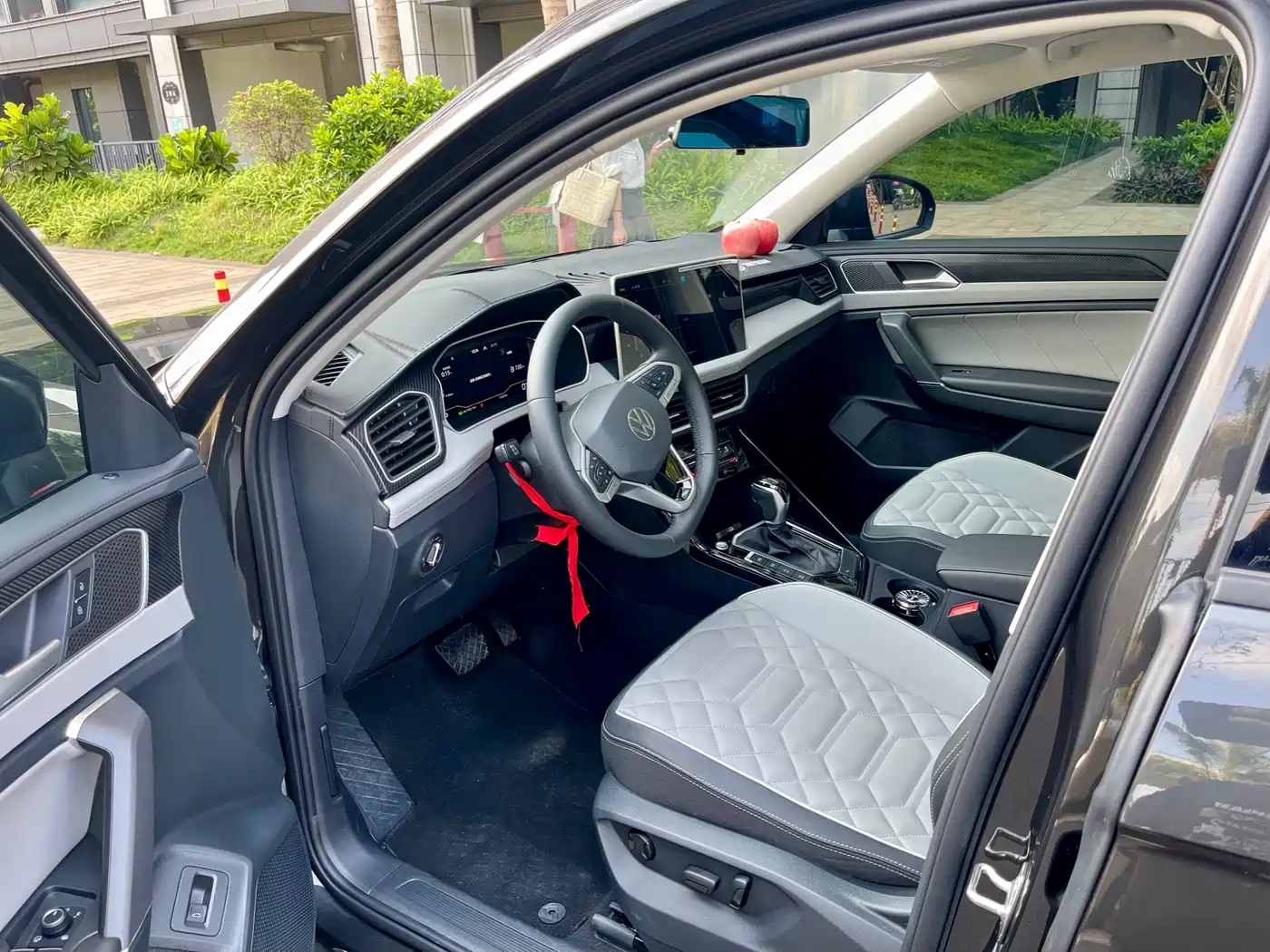 Volkswagen Tayron 2025 Shared Joy 330TSI фото 4