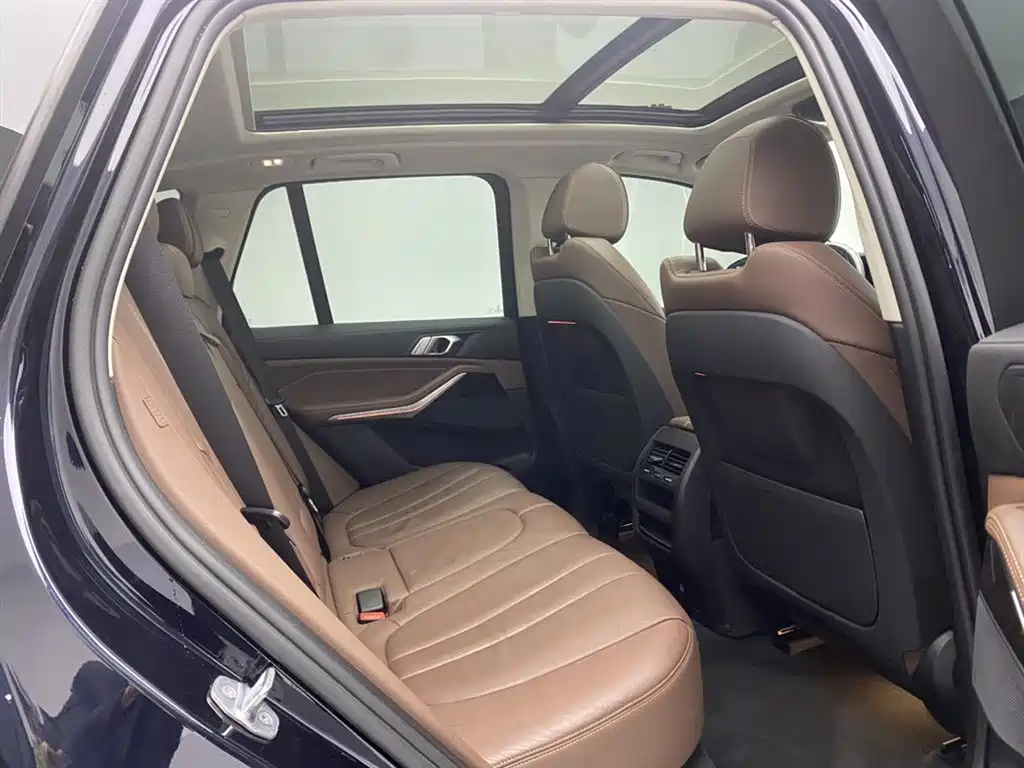 BMW X5 (Import) 2019 xDrive40i M Sport Package фото 22