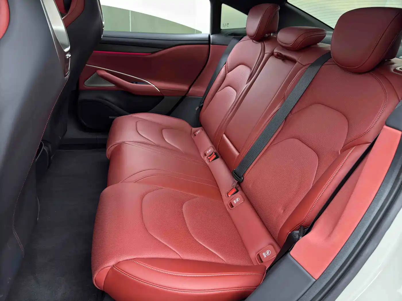 Xiaomi Auto Xiaomi SU7 2024 RWD Ultra Long Range Advanced Smart Driving Pro Edition фото 11