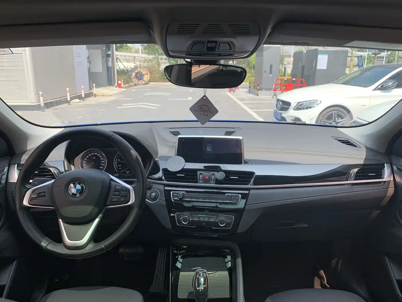 BMW X2 (Import) 2019 sDrive20i M Off-Road Package China VI фото 7