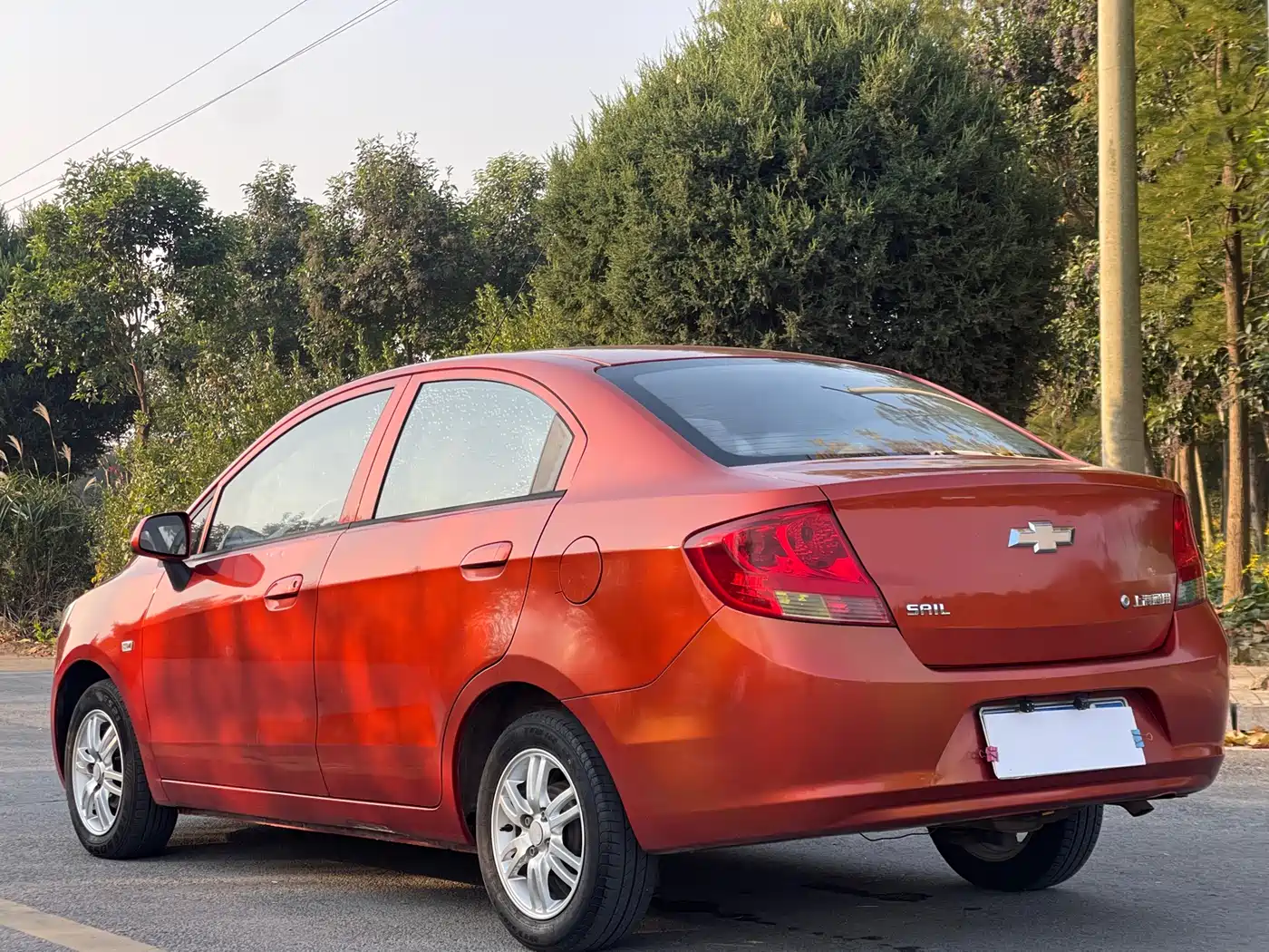 Chevrolet Sail 2013 Sedan 1.4L AMT Premium Edition фото 5