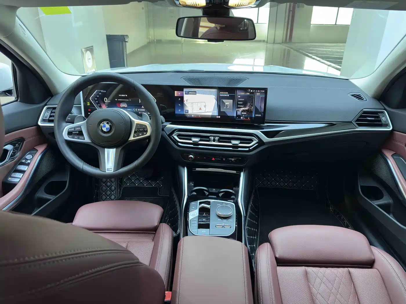 BMW 3 Series 2023 320Li M Sport Package фото 17