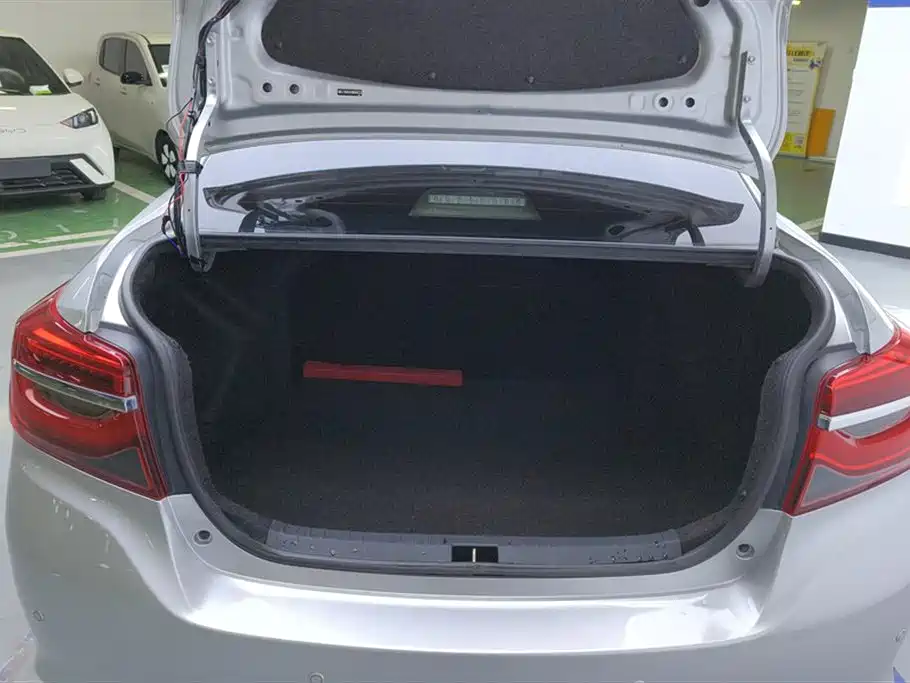 Toyota Vios 2021 1.5L CVT Chuangxing Edition фото 4