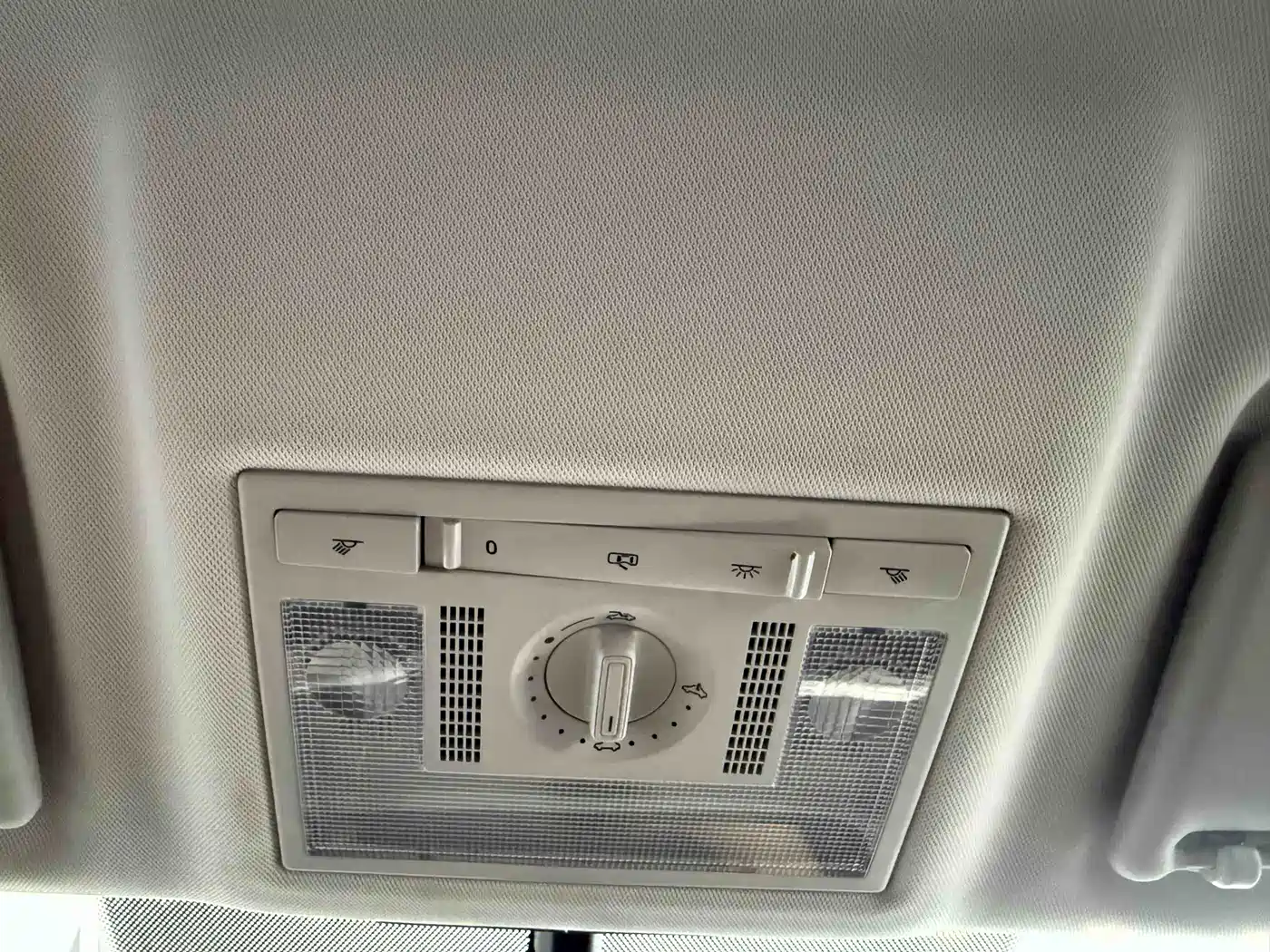 Škoda Kamiq 2022 1.5L Automatic Comfort Edition фото 14