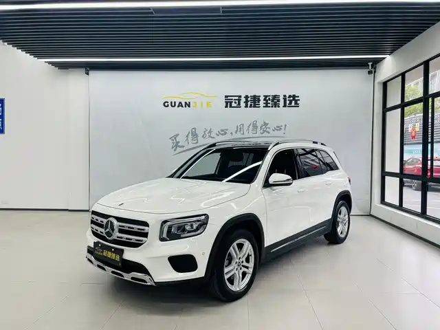 Mercedes-Benz GLB GLB 200, Стиль