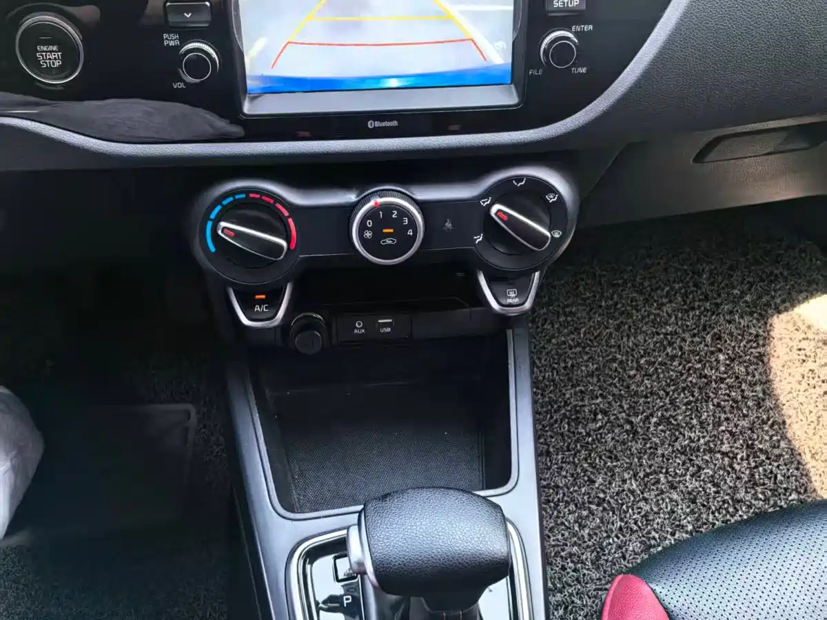 Kia KX CROSS 2017 1.4L AT GLS фото 20