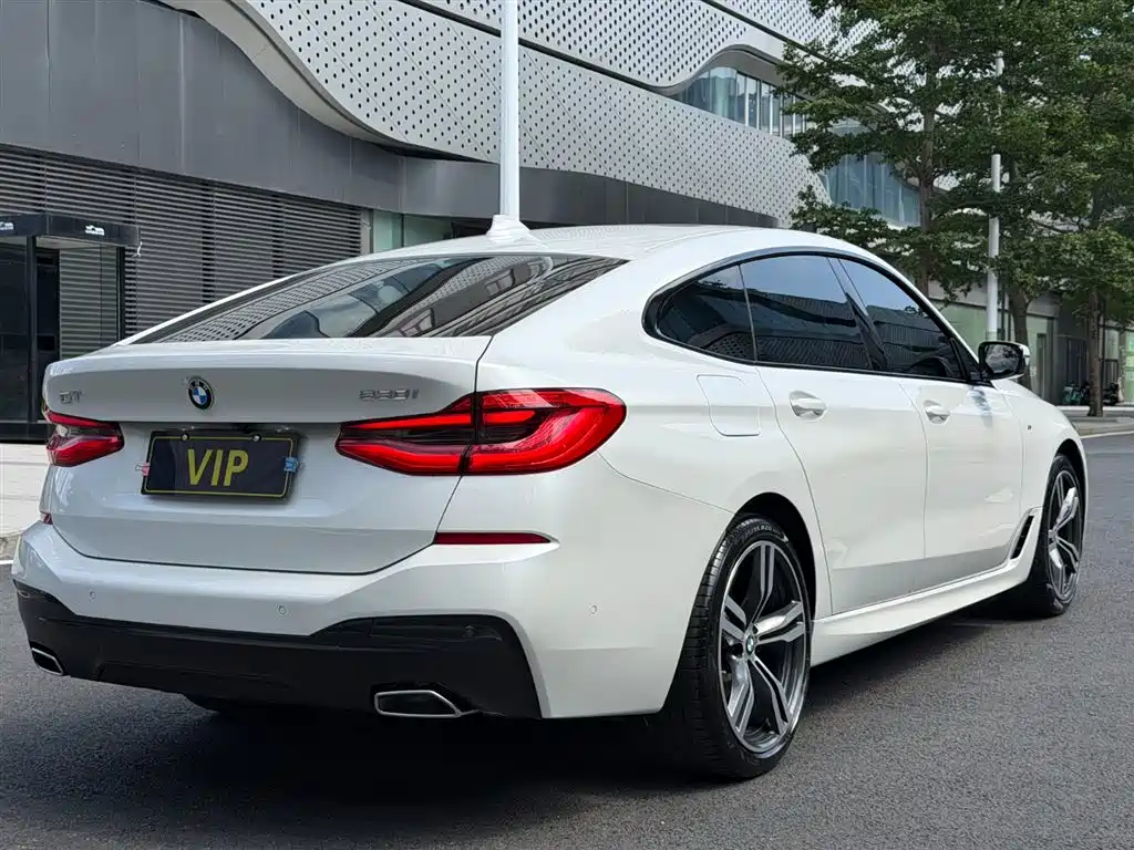 BMW 6 Series GT 2021 630i M Sport Package фото 10