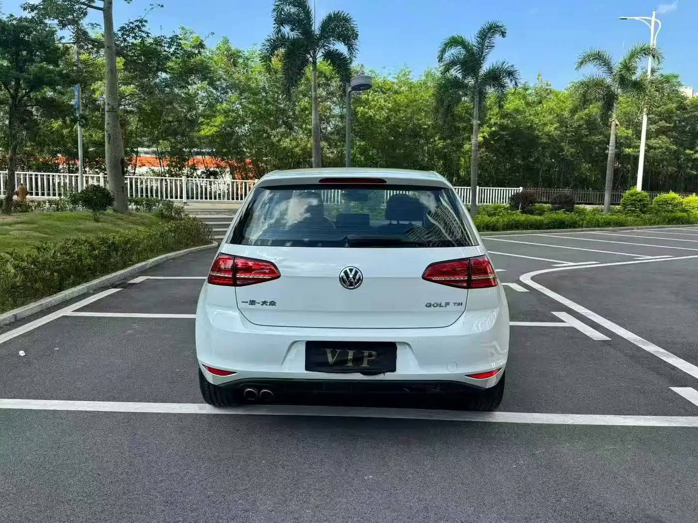 Volkswagen Golf 2015 1.4TSI Automatic Flagship фото 8