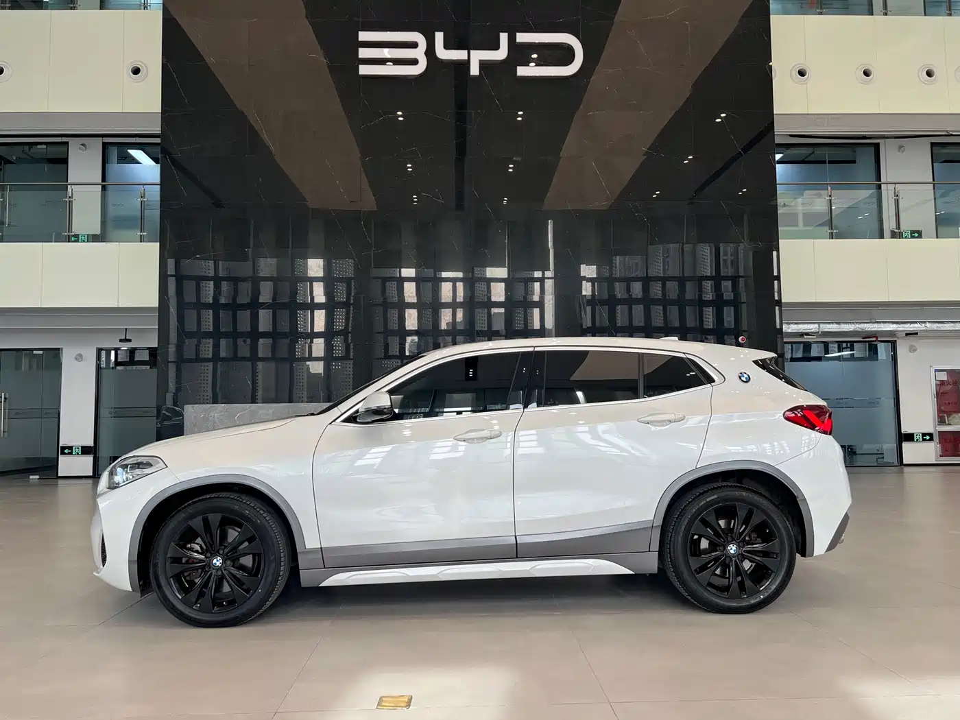 BMW X2 2021 Facelift sDrive25i M Off-Road Package фото 3