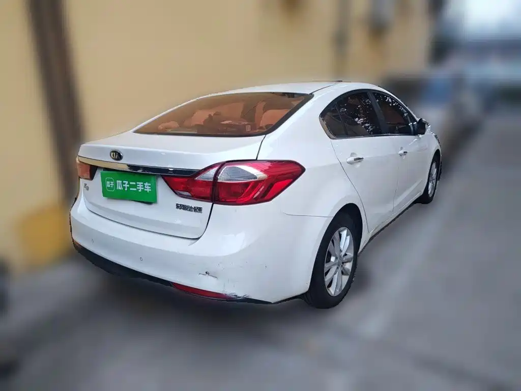 Фото 4 - Kia K3
