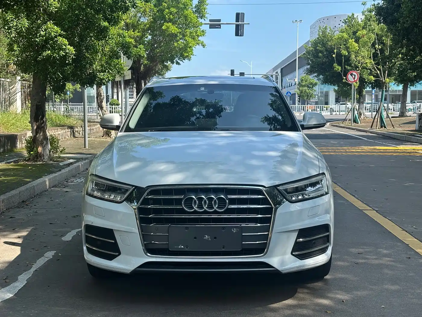 Фото 2 - Audi Q3