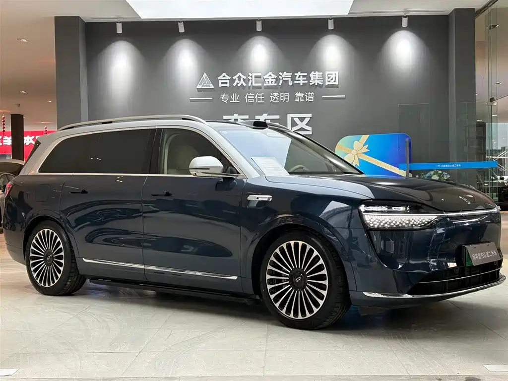 AITO Wenjie AITO M9 2025 Extended Range Ultra 52kWh 6-Seater фото 3