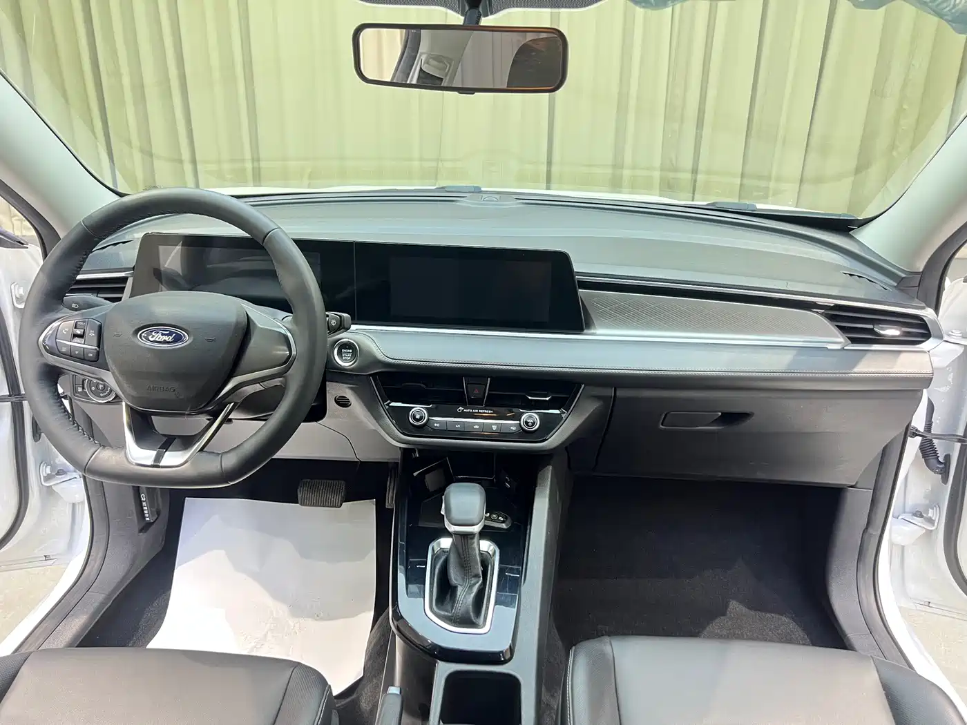 Ford Escort 2022 2021 1.5L Automatic Platinum Edition