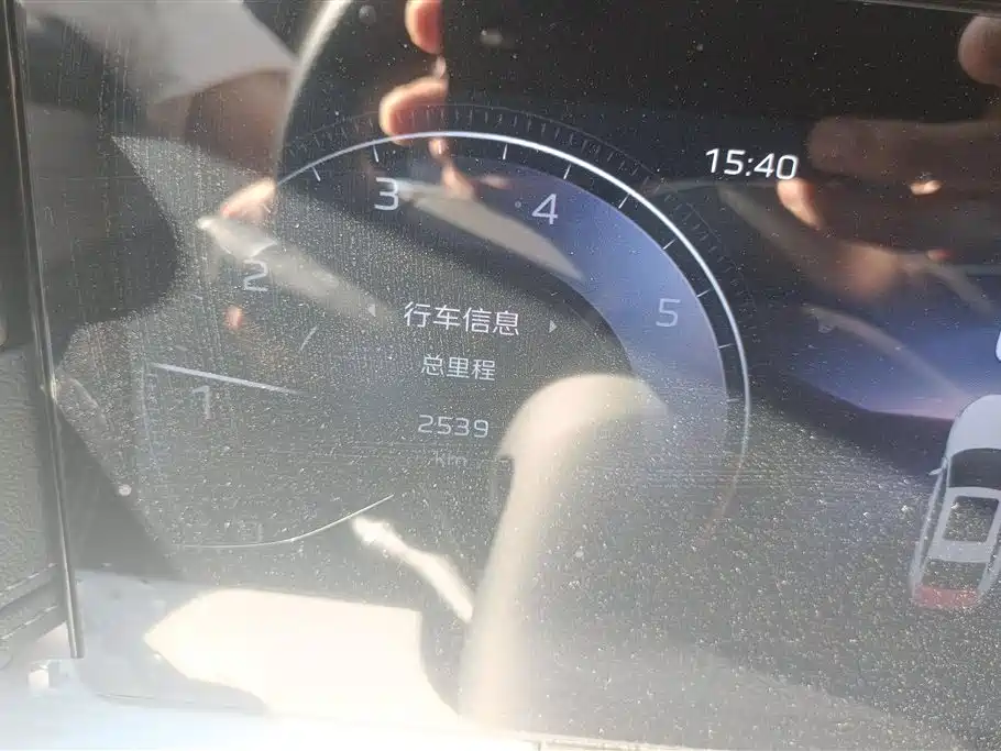 Hongqi H5 2025 2.0T Automatic Flag Celebration 500,000 Units Anniversary Edition фото 14