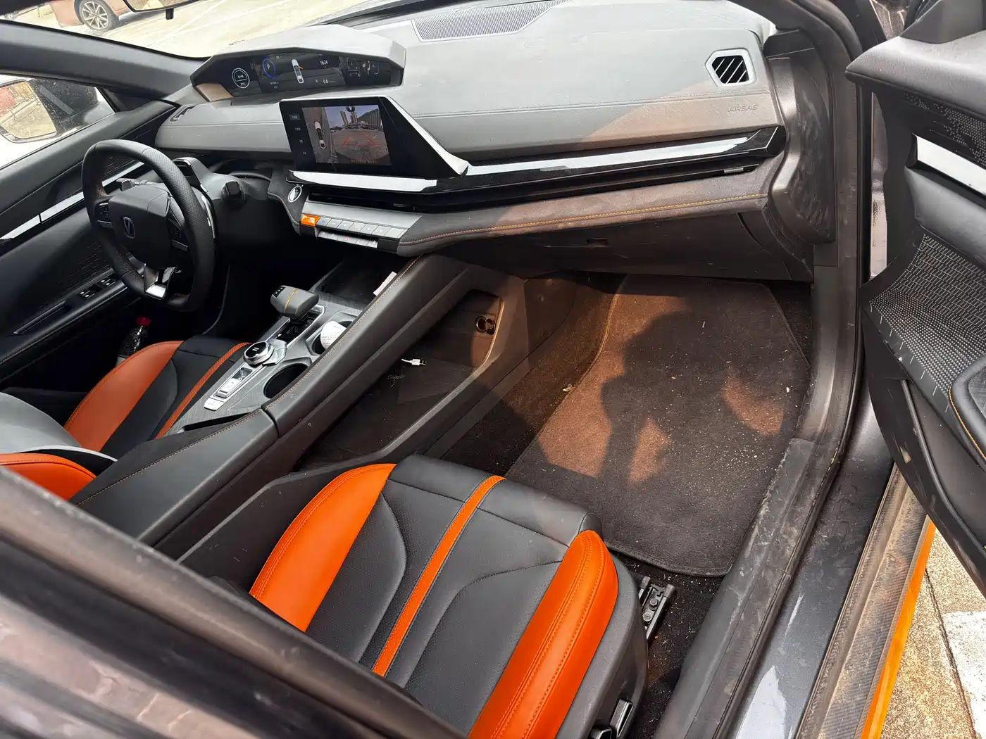 CHANGAN UNI-V
