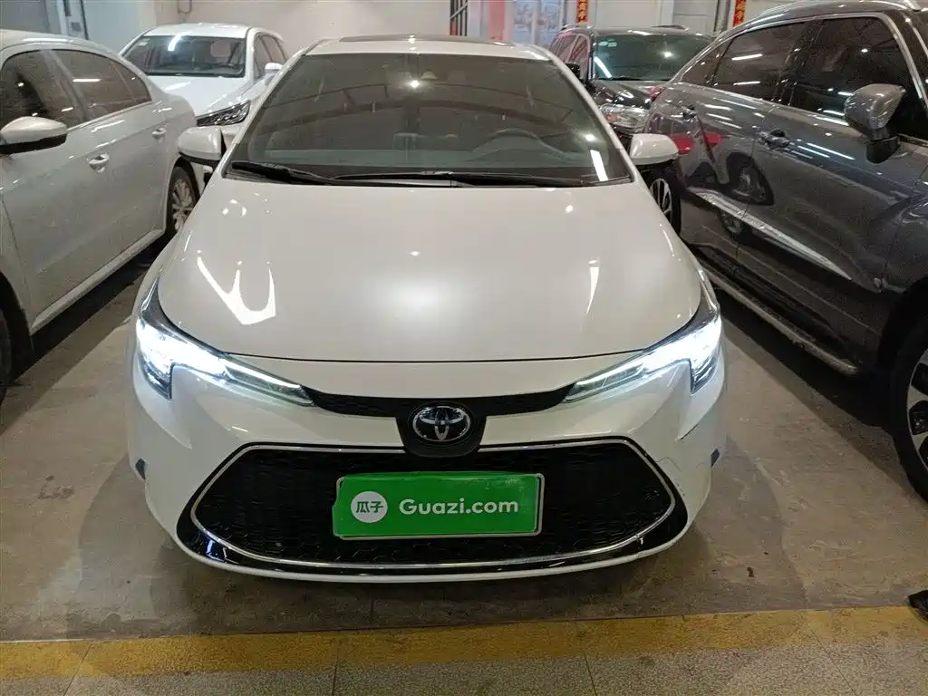 Toyota Levin 2021 185T CVT Luxury Edition фото 3