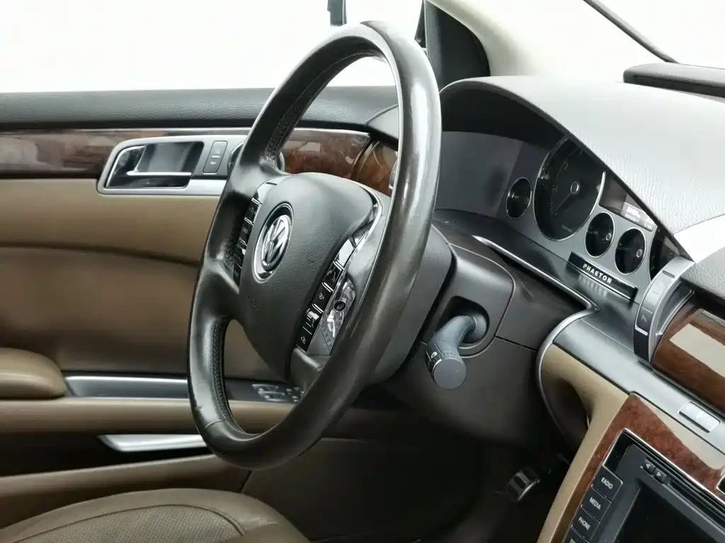 Volkswagen Phaeton 2016 2014 3.0L Business Edition