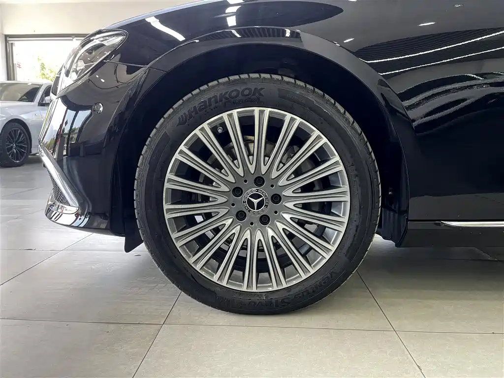 Mercedes-Benz E-Class 2023 Facelift E 300 L Luxury фото 7