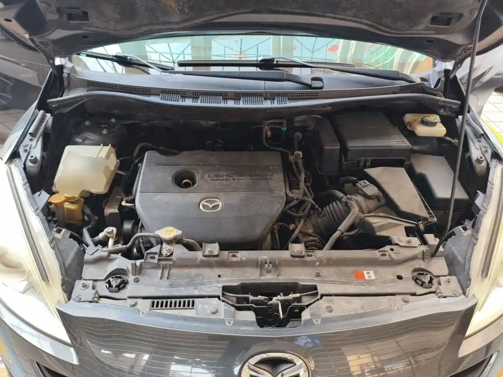Mazda Mazda5 2015 2013 2.0L Automatic Luxury