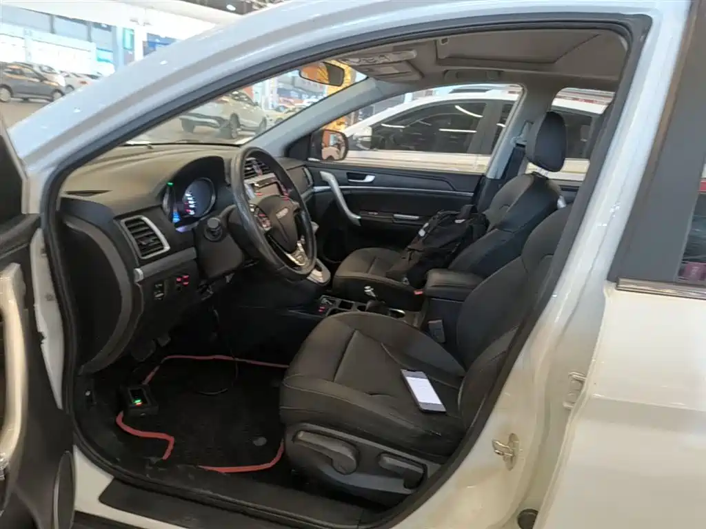 Haval M6 2019 1.5T DCT 2WD Value Edition (China VI) фото 12