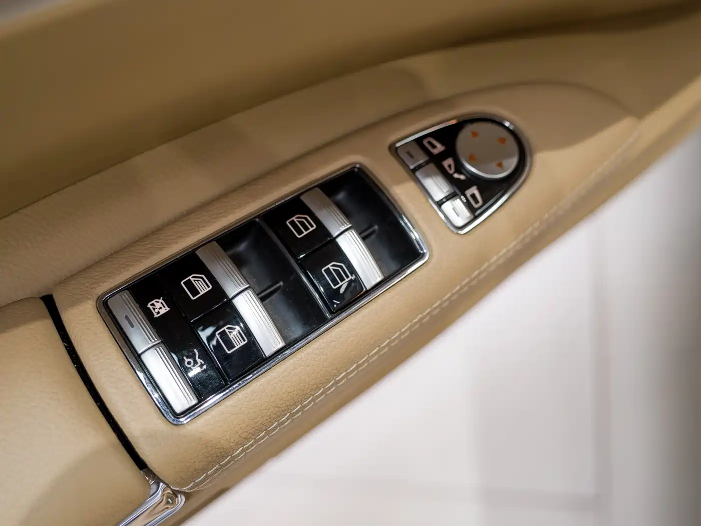 Mercedes-Benz S-Class 2012 S 300 L Premium Grand Edition фото 8