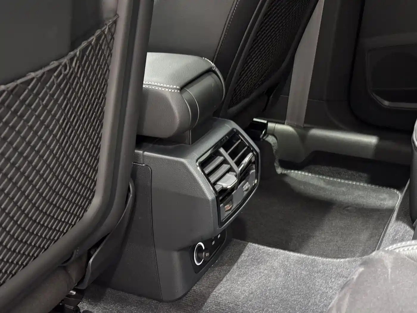 Audi Q3 2023 35 TFSI Fashion Dynamic (1.4T) фото 17