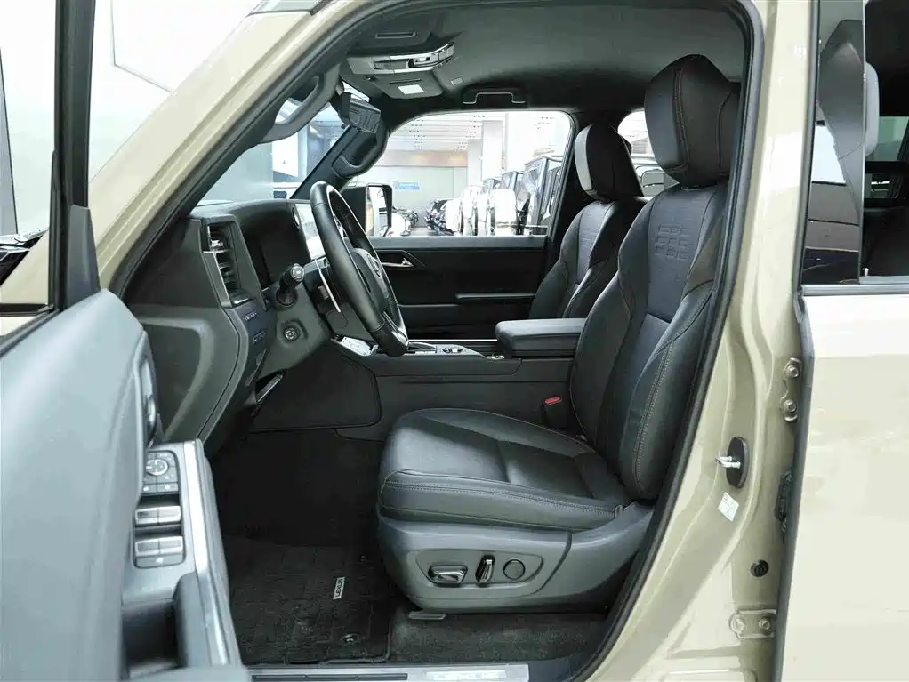 Фото 11 - Lexus GX