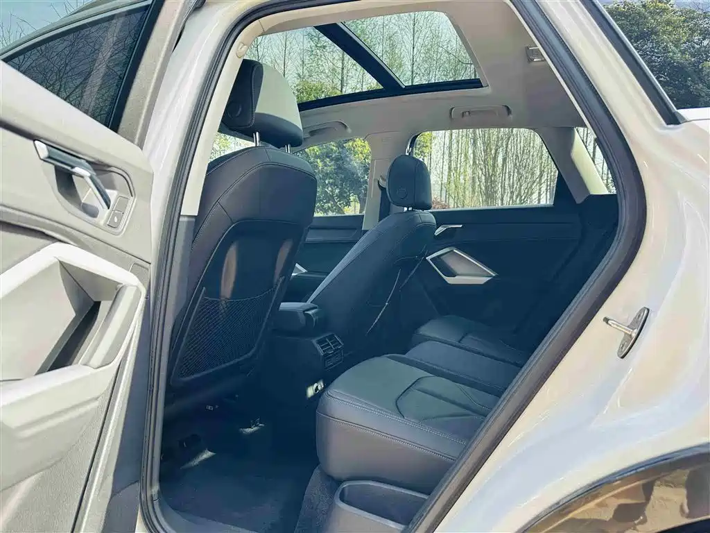 Audi Q3 2021 35 TFSI Progressive Elegance фото 16