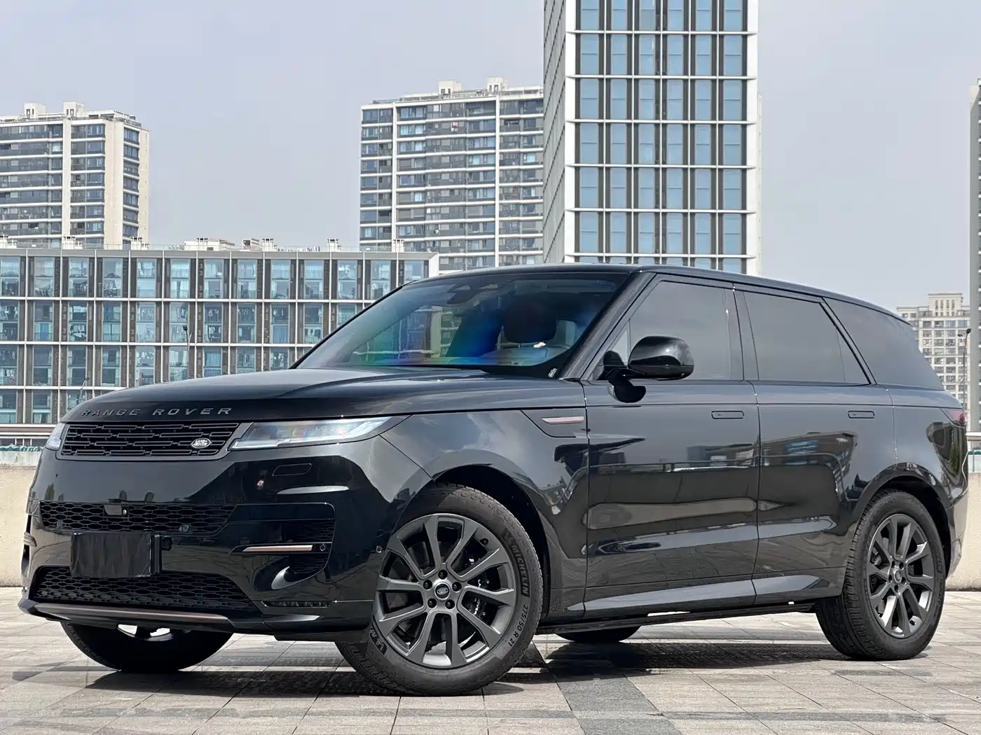 Land Rover Range Rover Sport 2024 400PS Dynamic SE