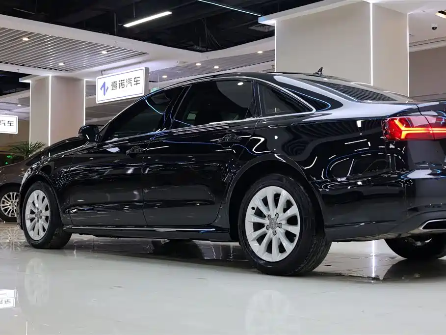 Audi A6L 2017 30 FSI Technology фото 11