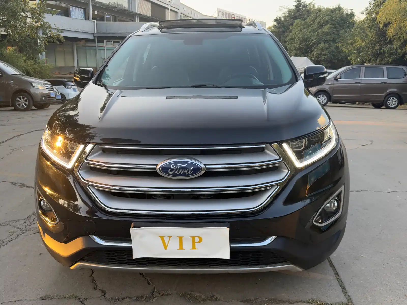 Фото 1 - Ford Edge
