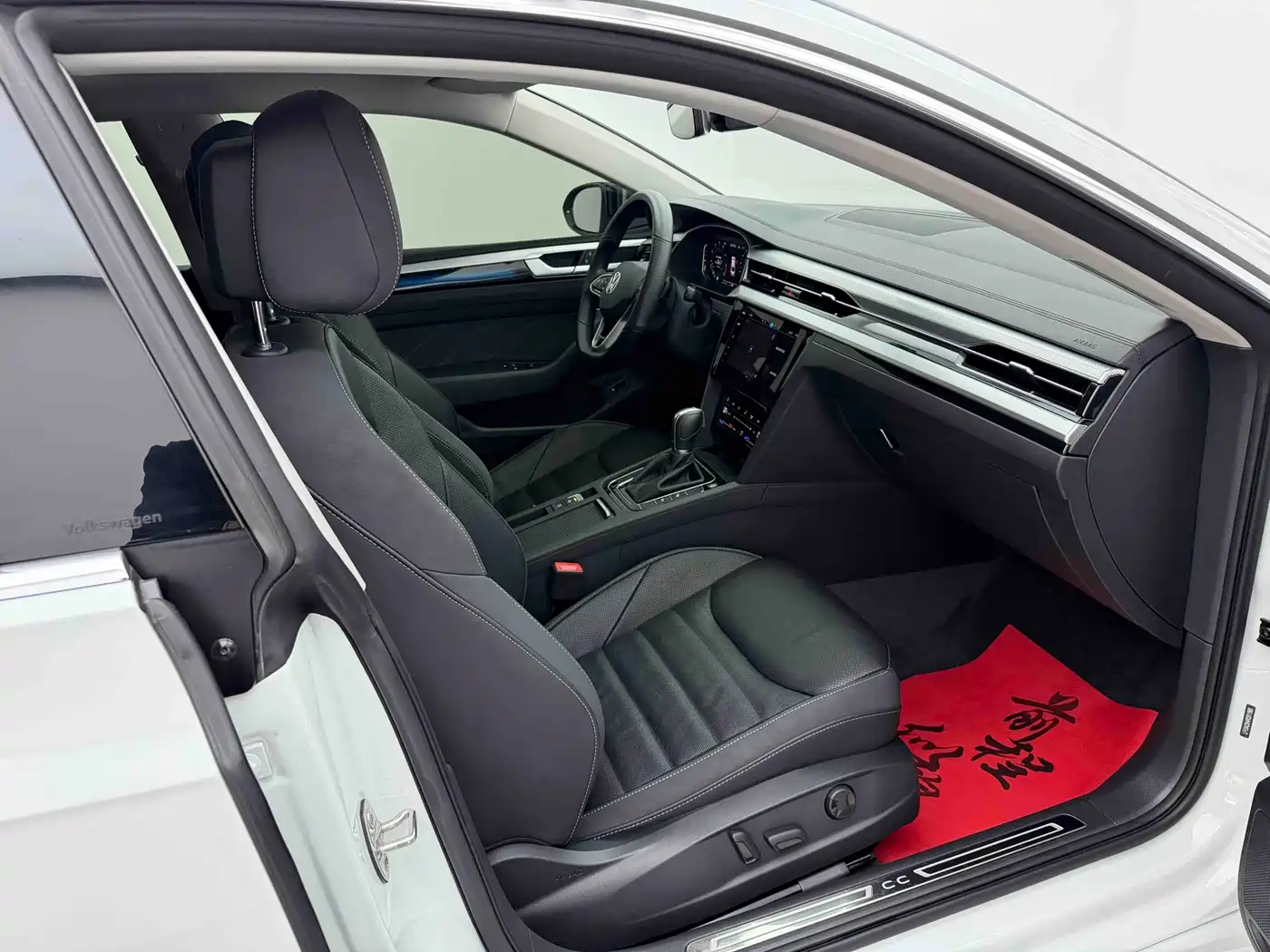 Volkswagen FAW-Volkswagen CC 2024 380TSI Eye-catching Edition фото 18