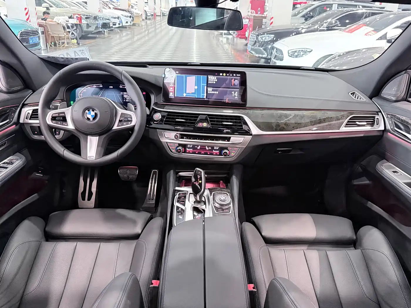 BMW 6 Series GT 2022 Model 630i M Sport Package фото 8