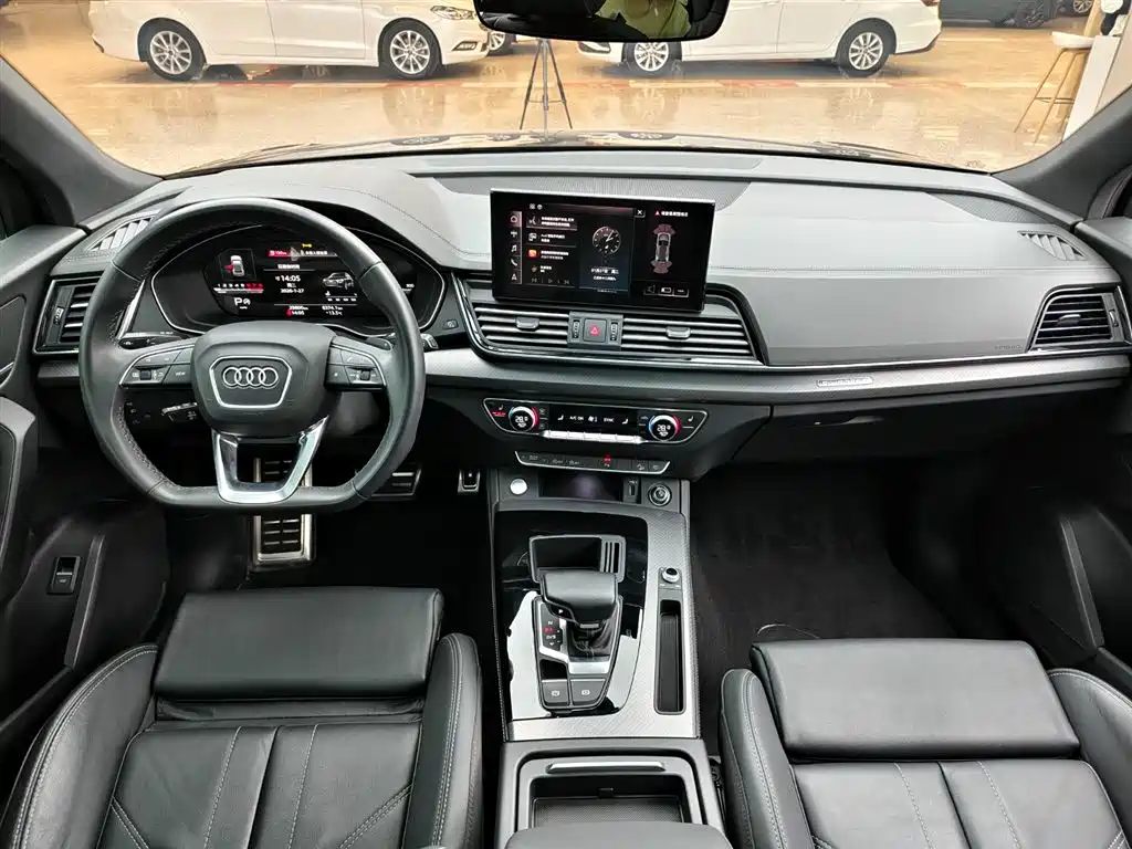 Audi Q5L 2023 40T Luxury Dynamic фото 13