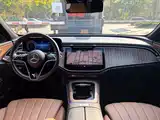 Фото 8 - Mercedes-Benz E-Class