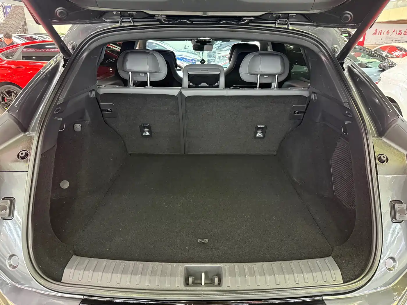 Lynk & Co 08 EM-P 2025 120km Long Range Pro фото 30