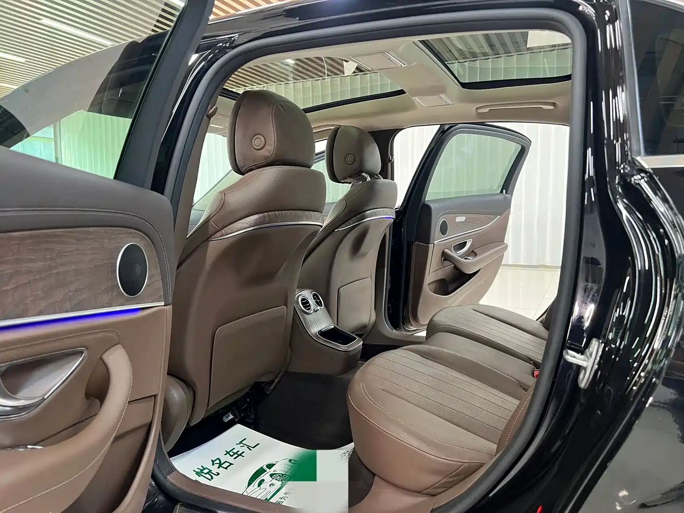 Mercedes-Benz E-Class 2021 E 300 L Fashion фото 5